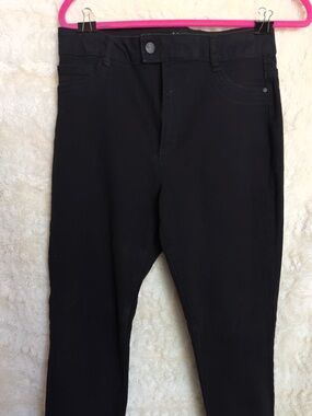 Dark black skinny D jeans